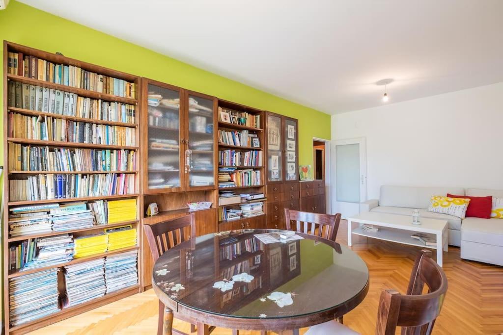 Beautiful Flat In Central Location By Flat Mаnager София Экстерьер фото